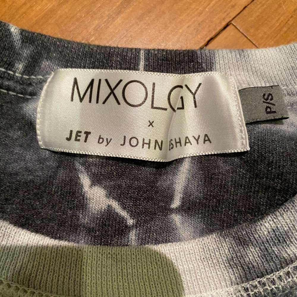 CREWNECK - Picture 6 of 6